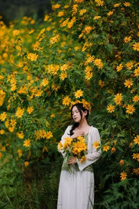 Da Lat Wild Sunflower Season: Explore Golden Paths and Unique Photo Spots-11