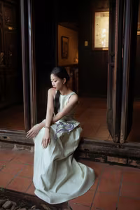 VGU No.4: Alluring Asian Beauty, Captivating Aura in a Classic Pottery Setting-3