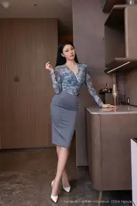 XiuRen No.10693 An Ran: Alluring Elegance in a Unique Fashion Photoshoot-31