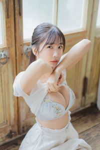 Amaha Kisumi: Pure Beauty, Radiant Smile Inviting Your Gaze - Exclusive Tukuku Photo Collection-0