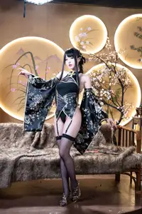 Coser Qing Shui You Nai: Jin Zhi Yu Ye – Captivating Oriental Elegance-16