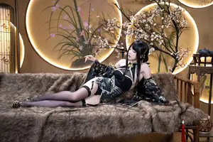 Coser Qing Shui You Nai: Jin Zhi Yu Ye – Captivating Oriental Elegance-6