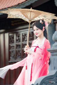 AI Generated: Gentle Hanfu Girl in Pink, Elegant Asian Beauty-2