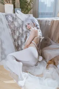 Coser 51Jiang as Azur Lane Acasta: Enchanting White Bunny Girl Cosplay-4