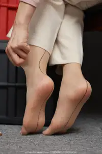 Elegant Allure: IESS Chinese Model Xiao Jie's Captivating Legs & Heels, SXJ No.2098 Collection-18