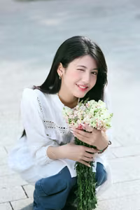 VGU No.58: Elegant Beauty of a Vietnamese Girl: Gentle, Pristine Smile in Sunlight.-2