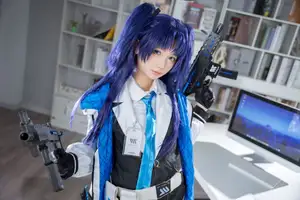 Discover Hayase Yuuka: The Enigmatic & Charismatic Cosplay by Xi Huan Ai Li Ma-1