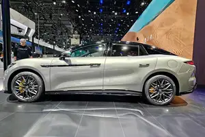 BYD Han L 2026 Debuts: Electric Sedan with Supercar Performance, Attractive Price from Only 725 Million VND!-4